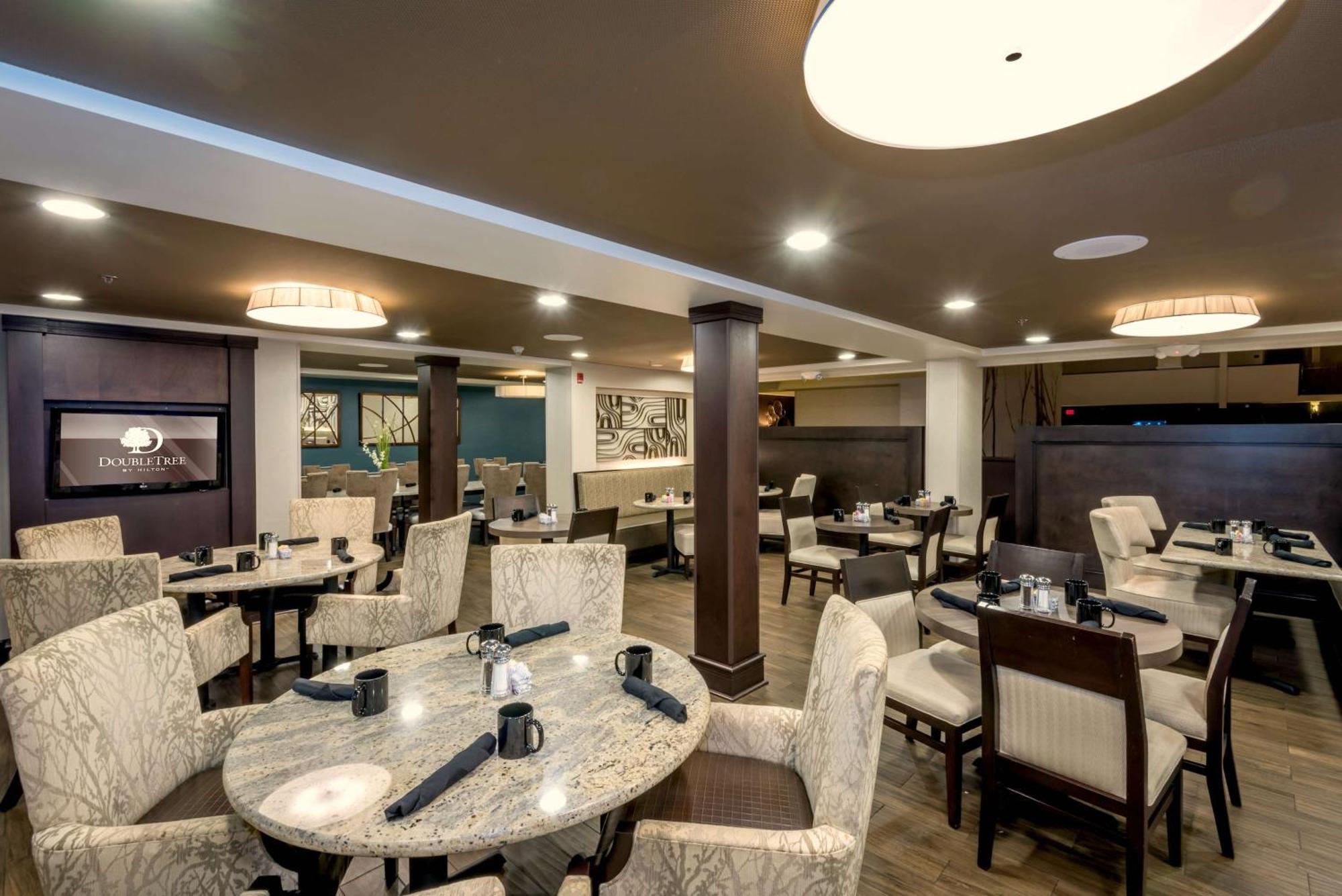 Doubletree By Hilton Montgomery Downtown Kültér fotó