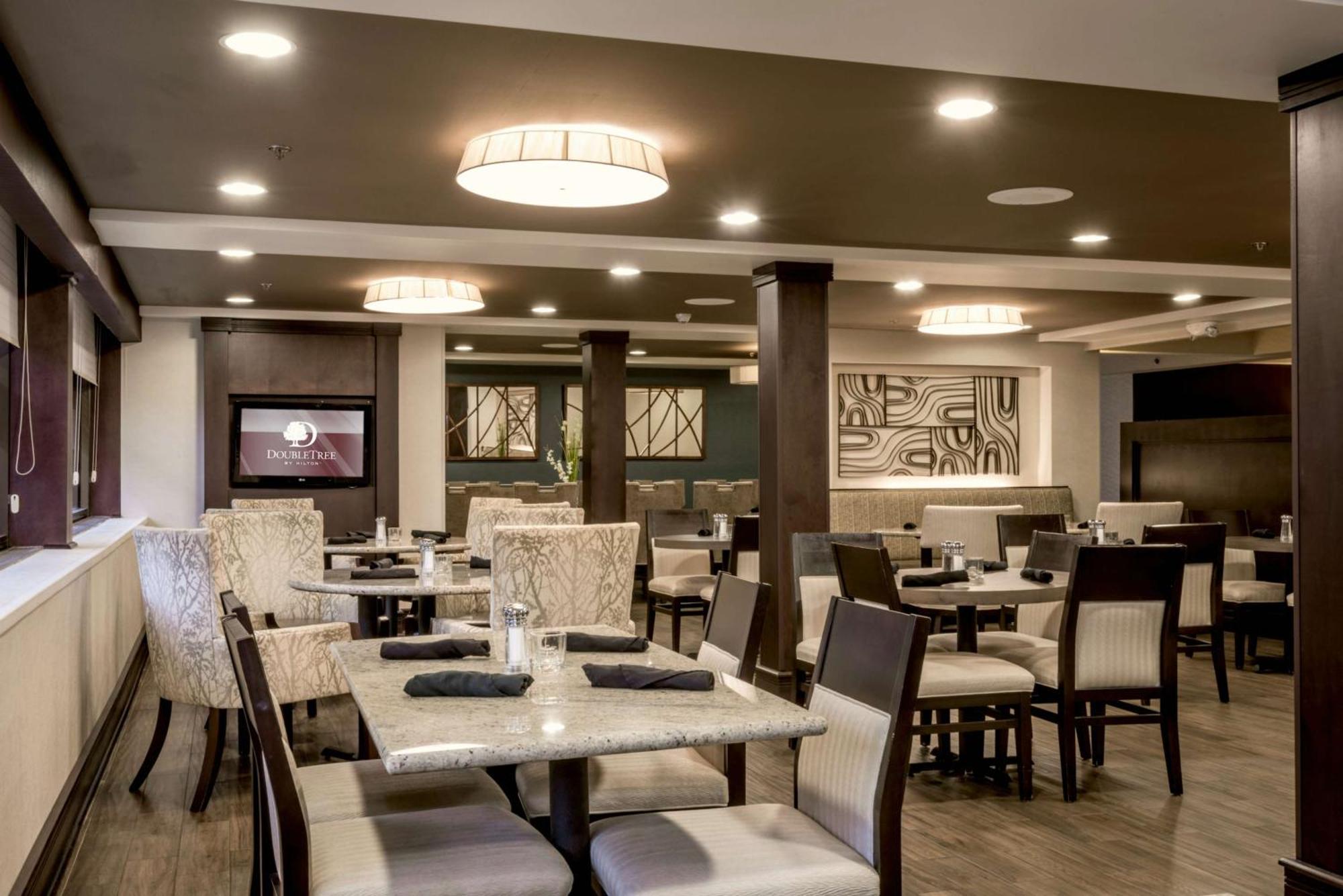 Doubletree By Hilton Montgomery Downtown Kültér fotó